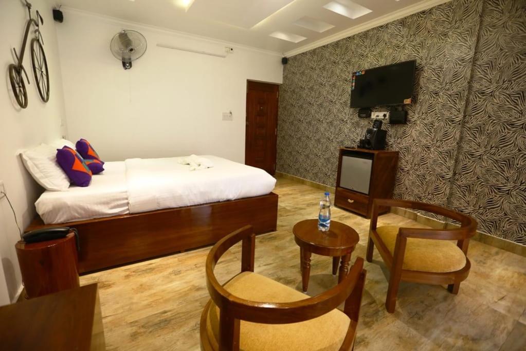 Zoom Inn Heritage بونديتْشيري المظهر الخارجي الصورة